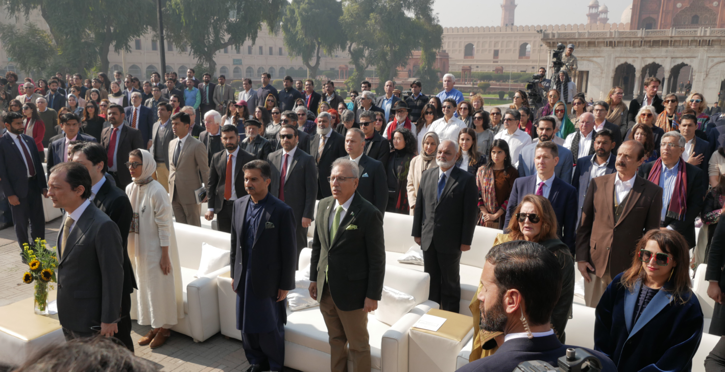 1 Minister of UAE, Sultan Ali ALlana, President Alvi, Mrs.alvi, Hoor al qasimi (curator of LBF) at LB02 Inaugural Event Lahore Fort